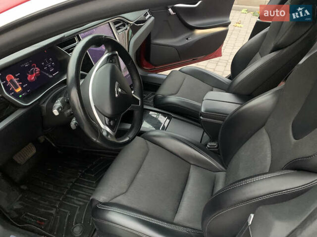 Красный Тесла Модель С, объемом двигателя 0 л и пробегом 103 тыс. км за 18000 $, фото 8 на Automoto.ua