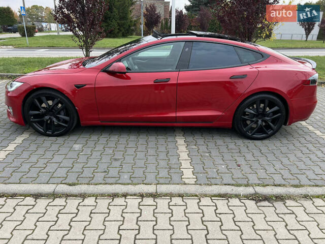 Красный Тесла Модель С, объемом двигателя 0 л и пробегом 98 тыс. км за 29000 $, фото 6 на Automoto.ua