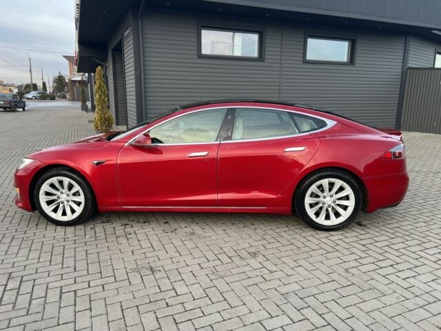 Красный Тесла Модель С, объемом двигателя 0 л и пробегом 253 тыс. км за 14900 $, фото 5 на Automoto.ua