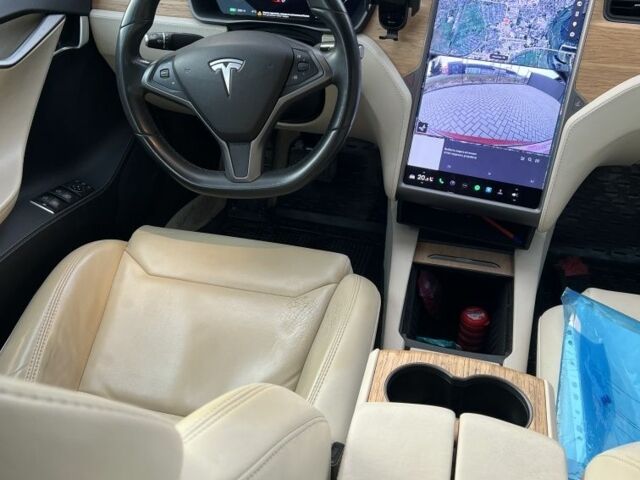 Красный Тесла Модель С, объемом двигателя 0 л и пробегом 253 тыс. км за 14900 $, фото 8 на Automoto.ua