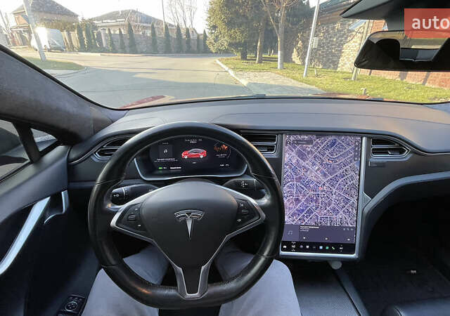 Красный Тесла Модель С, объемом двигателя 0 л и пробегом 232 тыс. км за 15900 $, фото 13 на Automoto.ua