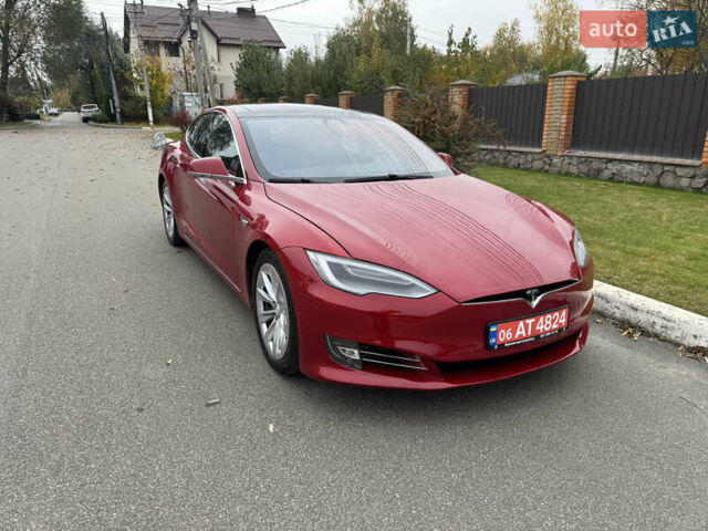 Тесла Модель С 2018 в Киеве на Automoto.ua Красный Тесла Модель С, объемом двигателя 0 л и пробегом 138 тыс. км за 18999 $, фото 7 на Automoto.ua