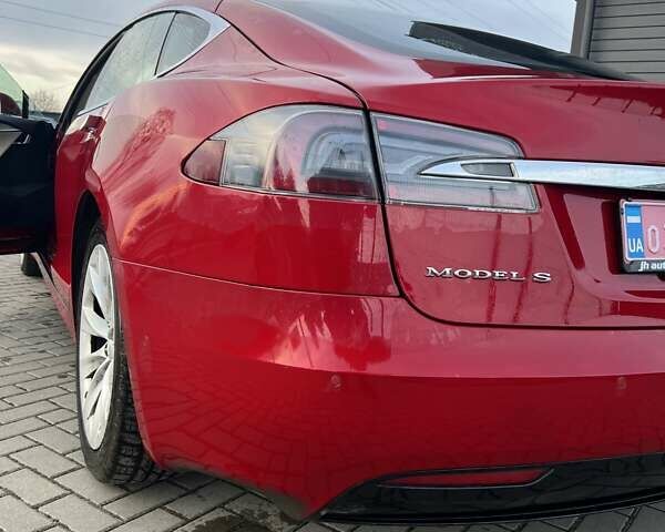 Червоний Тесла Модель С, об'ємом двигуна 0 л та пробігом 253 тис. км за 14900 $, фото 14 на Automoto.ua