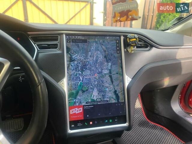 Красный Тесла Модель С, объемом двигателя 0 л и пробегом 67 тыс. км за 22300 $, фото 8 на Automoto.ua