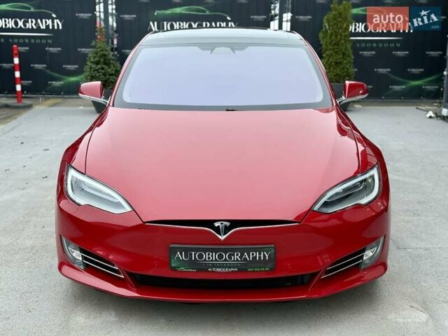 Красный Тесла Модель С, объемом двигателя 0 л и пробегом 79 тыс. км за 17900 $, фото 1 на Automoto.ua