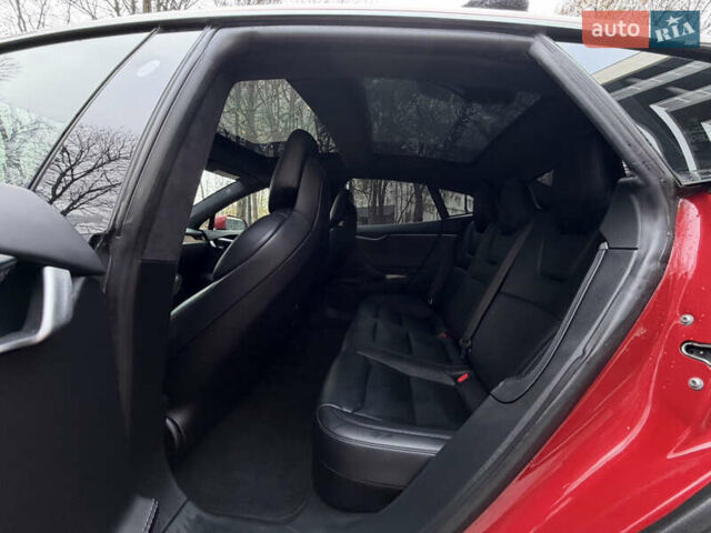 Красный Тесла Модель С, объемом двигателя 0 л и пробегом 120 тыс. км за 18900 $, фото 23 на Automoto.ua