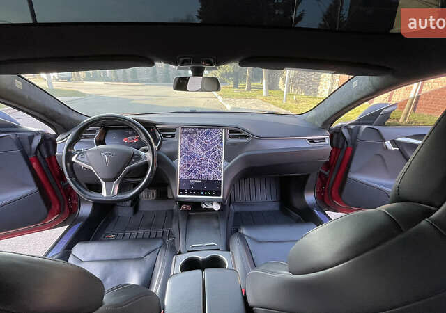 Красный Тесла Модель С, объемом двигателя 0 л и пробегом 232 тыс. км за 15900 $, фото 14 на Automoto.ua