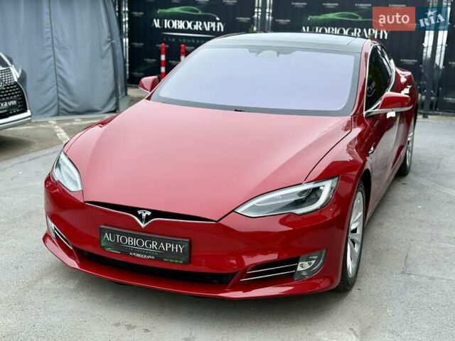 Красный Тесла Модель С, объемом двигателя 0 л и пробегом 79 тыс. км за 17900 $, фото 13 на Automoto.ua