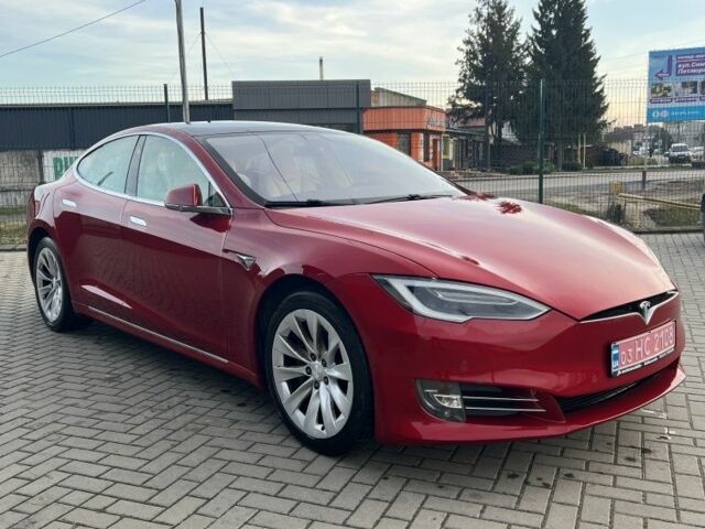 Красный Тесла Модель С, объемом двигателя 0 л и пробегом 253 тыс. км за 14900 $, фото 3 на Automoto.ua
