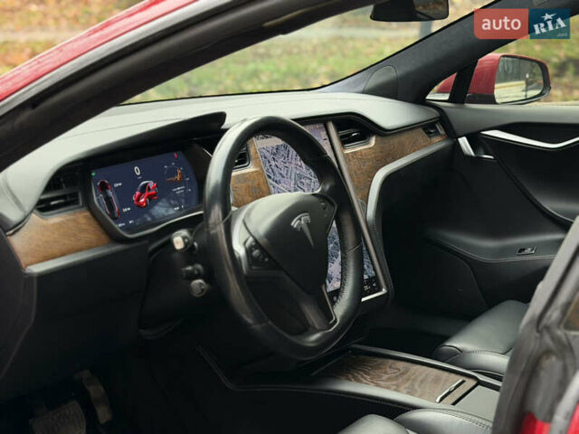 Красный Тесла Модель С, объемом двигателя 0 л и пробегом 120 тыс. км за 18900 $, фото 17 на Automoto.ua