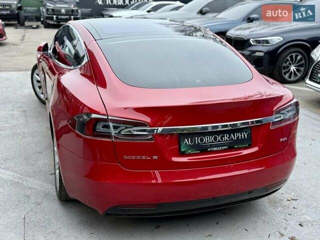 Красный Тесла Модель С, объемом двигателя 0 л и пробегом 79 тыс. км за 17900 $, фото 20 на Automoto.ua