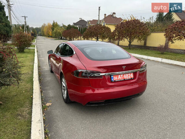 Тесла Модель С 2018 в Киеве на Automoto.ua Красный Тесла Модель С, объемом двигателя 0 л и пробегом 138 тыс. км за 18999 $, фото 10 на Automoto.ua