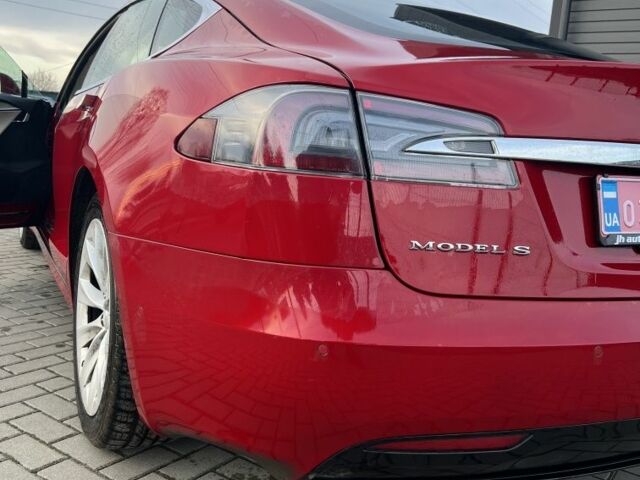 Красный Тесла Модель С, объемом двигателя 0 л и пробегом 253 тыс. км за 14900 $, фото 22 на Automoto.ua