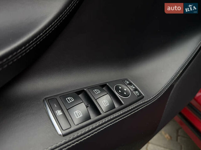 Красный Тесла Модель С, объемом двигателя 0 л и пробегом 120 тыс. км за 18900 $, фото 19 на Automoto.ua