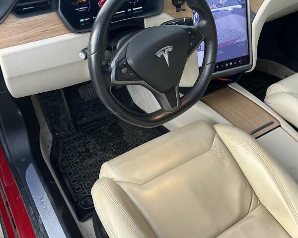 Червоний Тесла Модель С, об'ємом двигуна 0 л та пробігом 253 тис. км за 14900 $, фото 20 на Automoto.ua