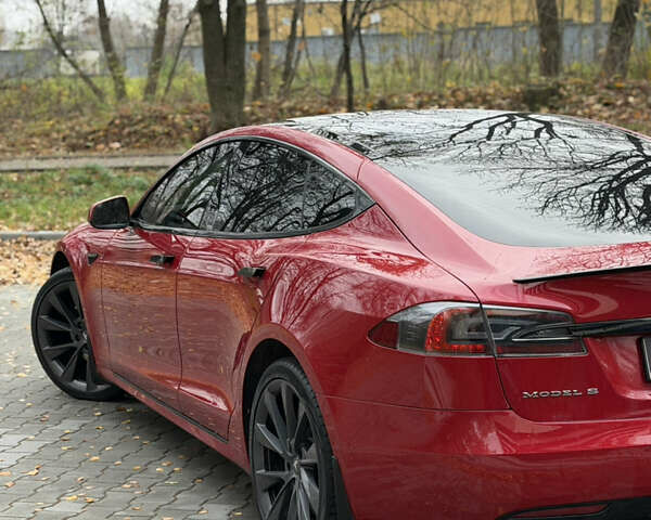 Красный Тесла Модель С, объемом двигателя 0 л и пробегом 120 тыс. км за 18900 $, фото 15 на Automoto.ua