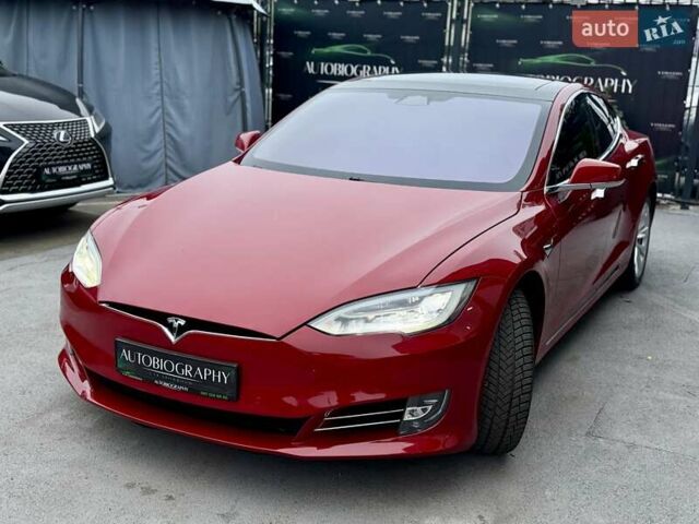 Красный Тесла Модель С, объемом двигателя 0 л и пробегом 79 тыс. км за 17900 $, фото 23 на Automoto.ua