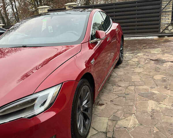 Червоний Тесла Модель С, об'ємом двигуна 0 л та пробігом 74 тис. км за 21000 $, фото 20 на Automoto.ua