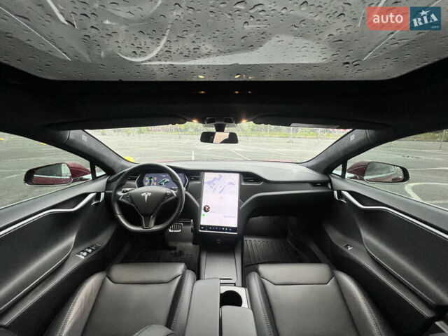 Красный Тесла Модель С, объемом двигателя 0 л и пробегом 78 тыс. км за 27000 $, фото 26 на Automoto.ua