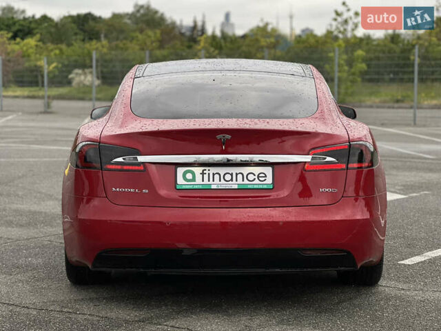 Красный Тесла Модель С, объемом двигателя 0 л и пробегом 78 тыс. км за 27000 $, фото 11 на Automoto.ua