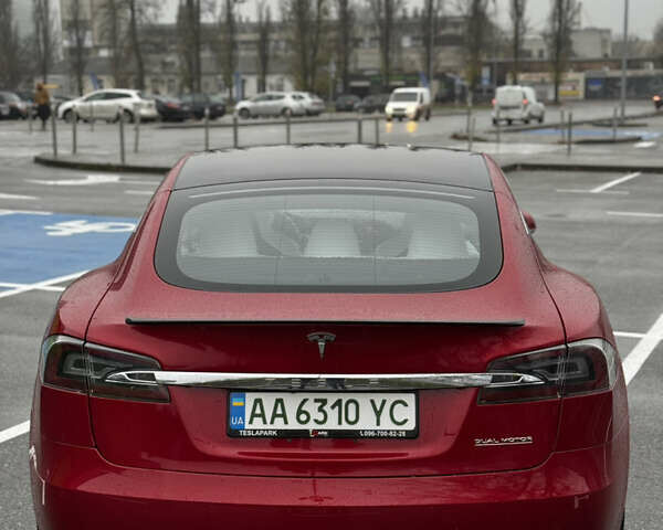 Червоний Тесла Модель С, об'ємом двигуна 0 л та пробігом 116 тис. км за 29999 $, фото 5 на Automoto.ua