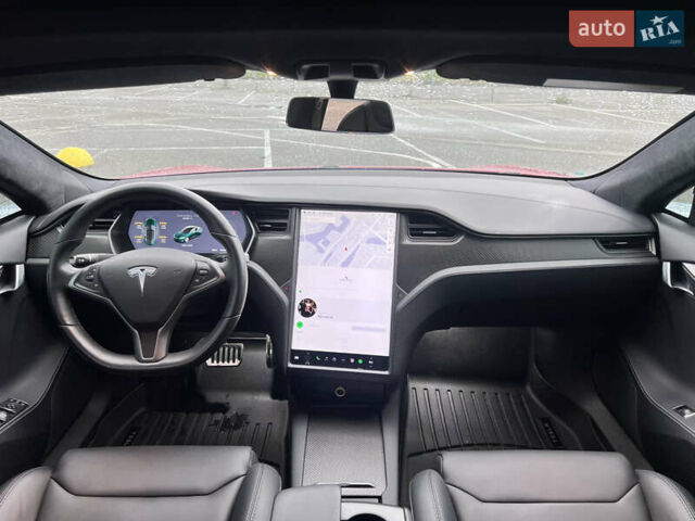 Красный Тесла Модель С, объемом двигателя 0 л и пробегом 78 тыс. км за 27000 $, фото 27 на Automoto.ua