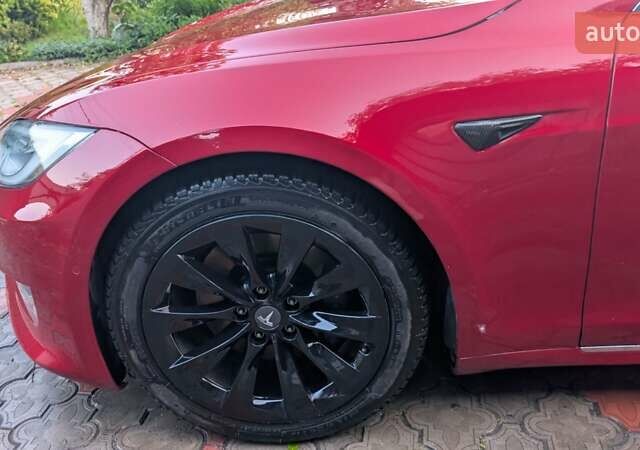 Красный Тесла Модель С, объемом двигателя 0 л и пробегом 150 тыс. км за 38999 $, фото 9 на Automoto.ua