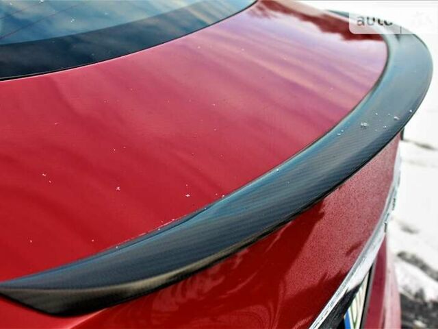 Красный Тесла Модель С, объемом двигателя 0 л и пробегом 27 тыс. км за 61500 $, фото 23 на Automoto.ua