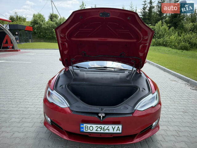 Красный Тесла Модель С, объемом двигателя 0 л и пробегом 34 тыс. км за 27900 $, фото 9 на Automoto.ua
