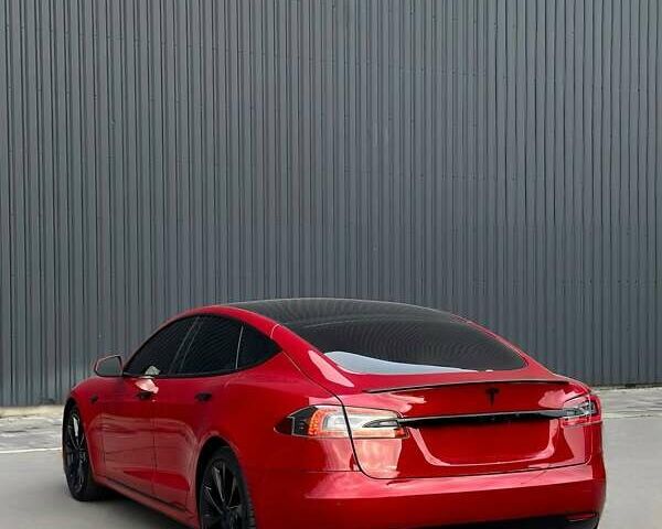 Красный Тесла Модель С, объемом двигателя 0 л и пробегом 65 тыс. км за 38500 $, фото 4 на Automoto.ua