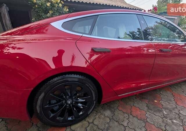 Красный Тесла Модель С, объемом двигателя 0 л и пробегом 150 тыс. км за 38999 $, фото 18 на Automoto.ua
