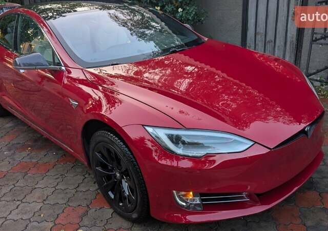 Красный Тесла Модель С, объемом двигателя 0 л и пробегом 150 тыс. км за 38999 $, фото 23 на Automoto.ua