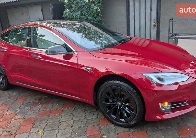 Красный Тесла Модель С, объемом двигателя 0 л и пробегом 150 тыс. км за 38999 $, фото 20 на Automoto.ua