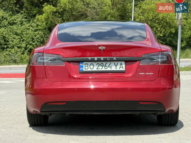 Красный Тесла Модель С, объемом двигателя 0 л и пробегом 34 тыс. км за 27900 $, фото 8 на Automoto.ua