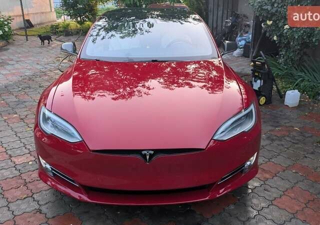 Красный Тесла Модель С, объемом двигателя 0 л и пробегом 150 тыс. км за 38999 $, фото 22 на Automoto.ua