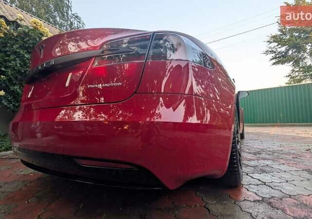 Красный Тесла Модель С, объемом двигателя 0 л и пробегом 150 тыс. км за 38999 $, фото 24 на Automoto.ua