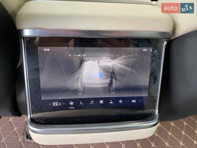 Червоний Тесла Модель С, об'ємом двигуна 0 л та пробігом 16 тис. км за 48500 $, фото 33 на Automoto.ua