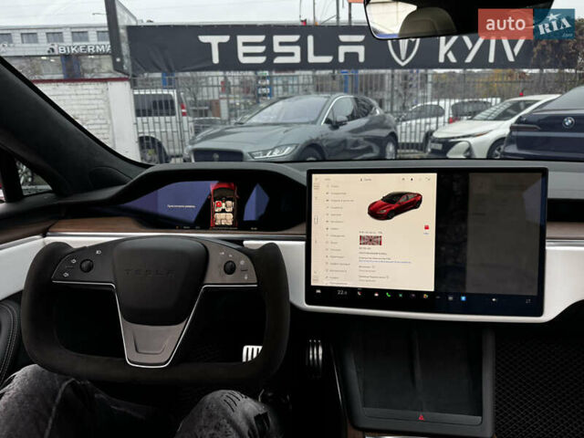 Красный Тесла Модель С, объемом двигателя 0 л и пробегом 50 тыс. км за 42000 $, фото 5 на Automoto.ua