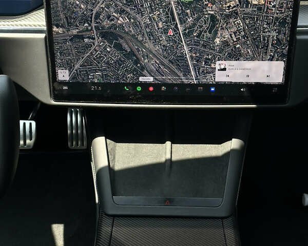 Красный Тесла Модель С, объемом двигателя 0 л и пробегом 56 тыс. км за 44100 $, фото 29 на Automoto.ua