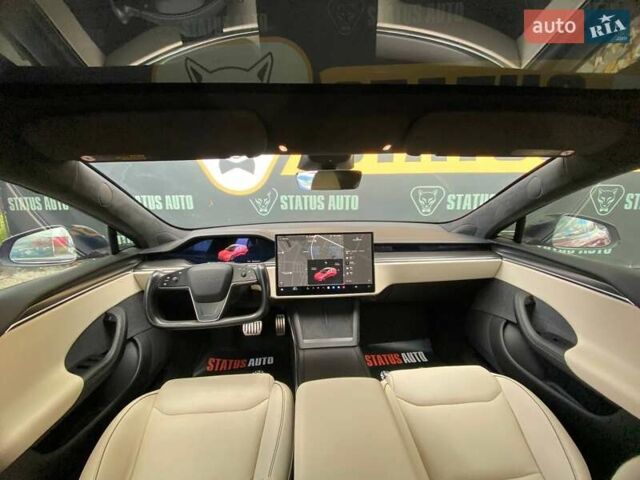 Красный Тесла Модель С, объемом двигателя 0 л и пробегом 16 тыс. км за 49900 $, фото 30 на Automoto.ua