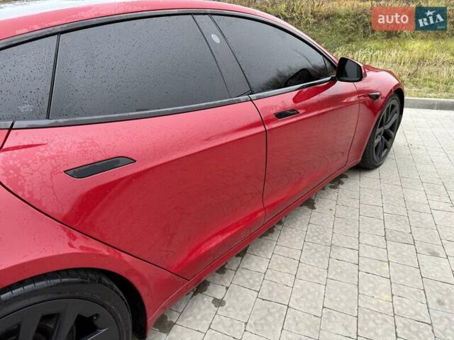 Красный Тесла Модель С, объемом двигателя 0 л и пробегом 37 тыс. км за 45900 $, фото 80 на Automoto.ua