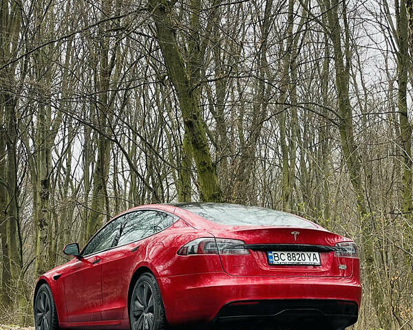 Красный Тесла Модель С, объемом двигателя 0 л и пробегом 21 тыс. км за 50000 $, фото 10 на Automoto.ua