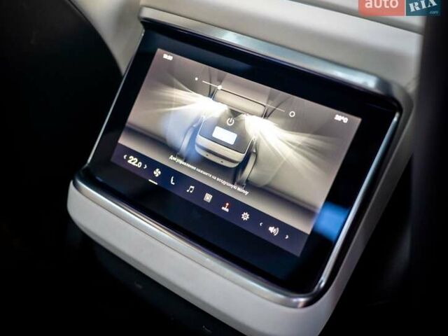 Красный Тесла Модель С, объемом двигателя 0 л и пробегом 85 тыс. км за 46500 $, фото 17 на Automoto.ua