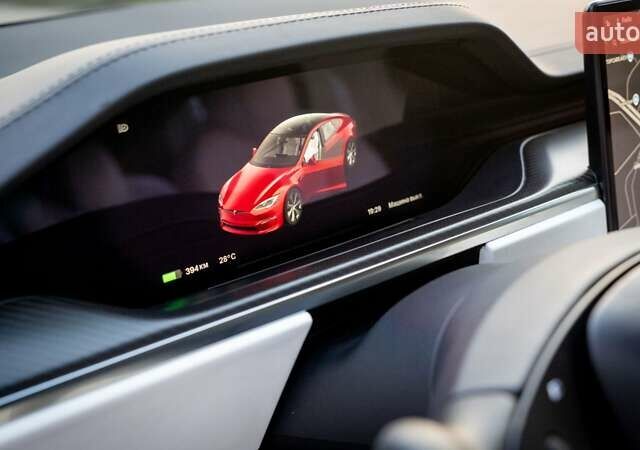 Красный Тесла Модель С, объемом двигателя 0 л и пробегом 85 тыс. км за 46500 $, фото 15 на Automoto.ua