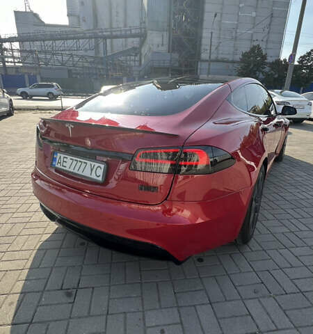Червоний Тесла Модель С, об'ємом двигуна 0 л та пробігом 15 тис. км за 40000 $, фото 1 на Automoto.ua