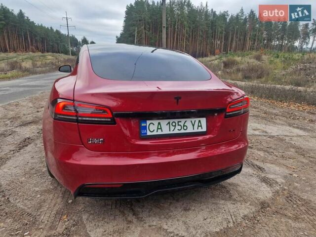 Красный Тесла Модель С, объемом двигателя 0 л и пробегом 56 тыс. км за 36500 $, фото 1 на Automoto.ua