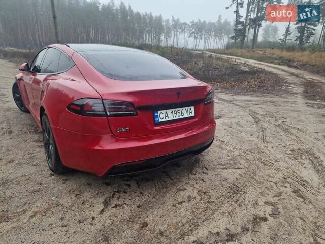 Красный Тесла Модель С, объемом двигателя 0 л и пробегом 56 тыс. км за 33100 $, фото 13 на Automoto.ua