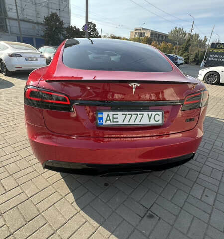 Червоний Тесла Модель С, об'ємом двигуна 0 л та пробігом 15 тис. км за 40000 $, фото 25 на Automoto.ua
