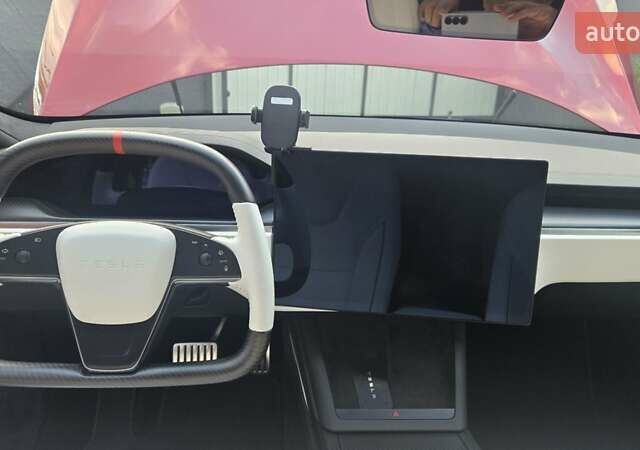 Красный Тесла Модель С, объемом двигателя 0 л и пробегом 15 тыс. км за 66000 $, фото 22 на Automoto.ua