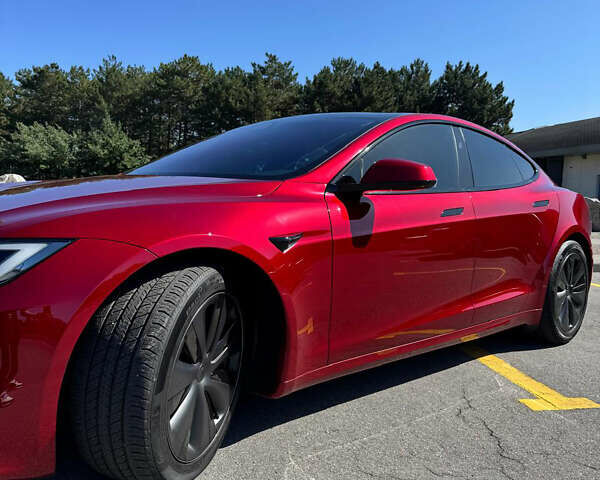 Тесла Модель С 2023 у Запоріжжя на Automoto.ua Червоний Тесла Модель С, об'ємом двигуна 0 л та пробігом 29 тис. км за 48500 $, фото 2 на Automoto.ua
